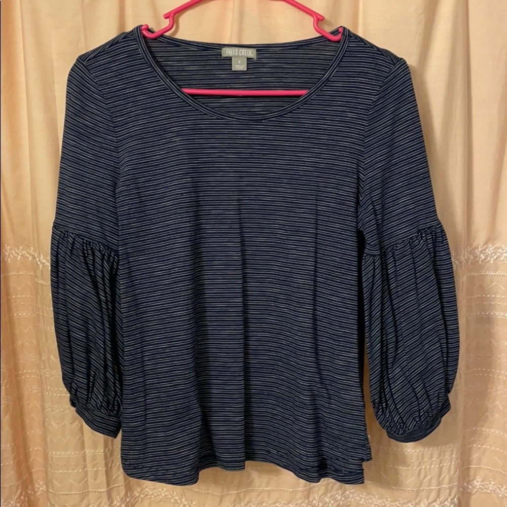 Navy and white blowse